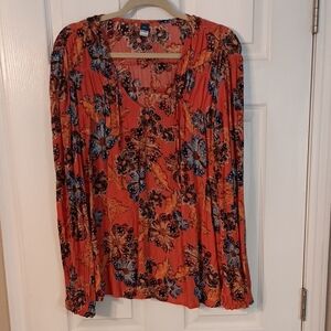 Old Navy Crinkle Smocked Floral Poet Swing Blouse